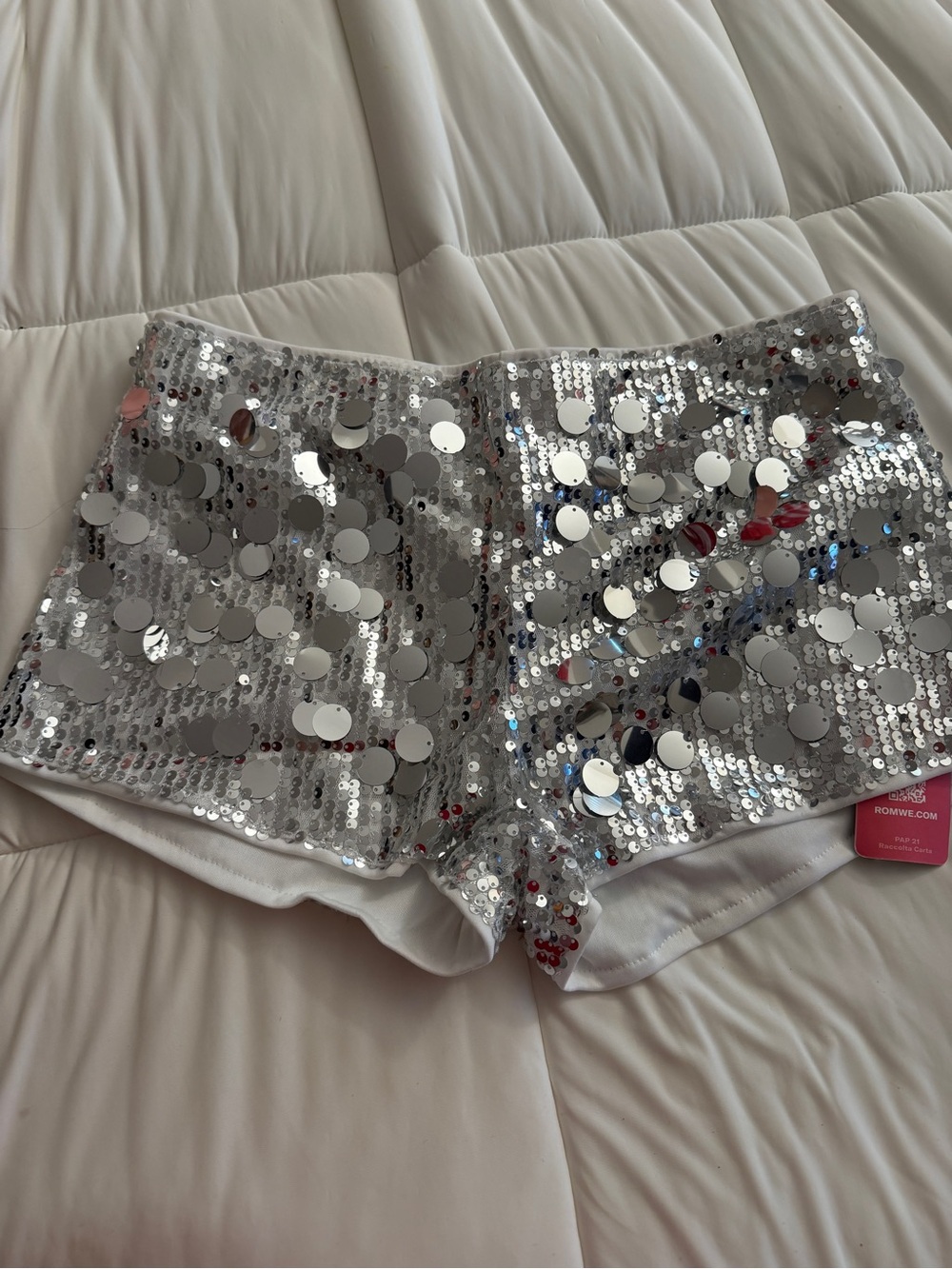 ROMWE Silver Sequin High Waist Shorts